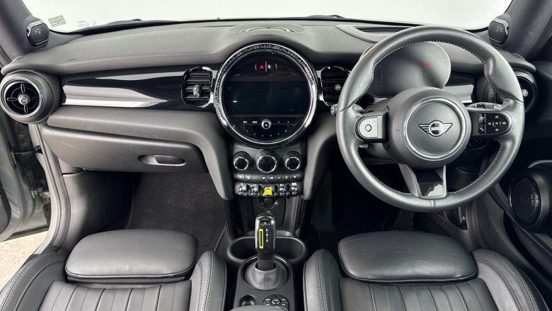 MINI Hatchback 135kW Cooper S Level 3 33kWh 3dr Auto Electric Hatchback